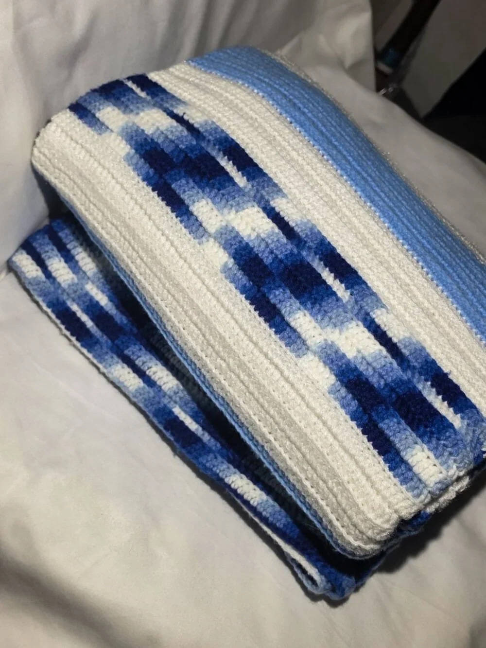 Over Sized Throw Hand Knit Vintage Blanket NEW Heavy Warm Blue Crochet